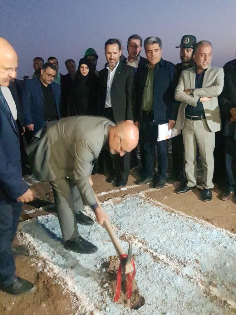 با حضور رییس هیات عامل ایمیدرو انجام شد؛  کلنگ زنی سه طرح توسعه ای در مجتمع پتاس خوروبیابانک