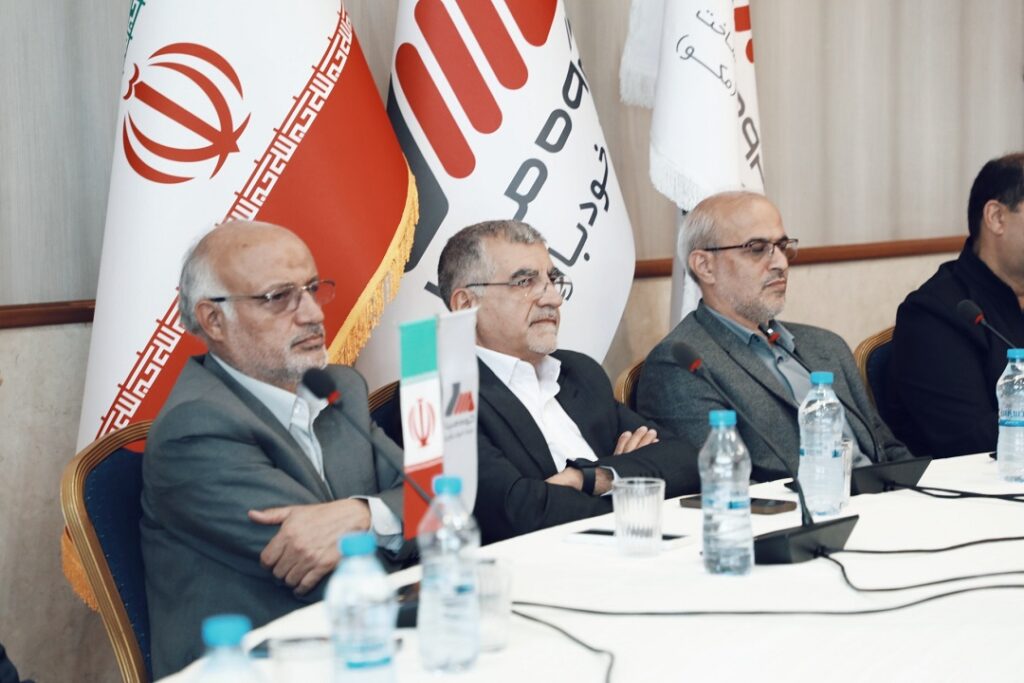 جایگاه شارژ خودرو برقی گروه مپنا در هتل میزبان بابلسر افتتاح شد