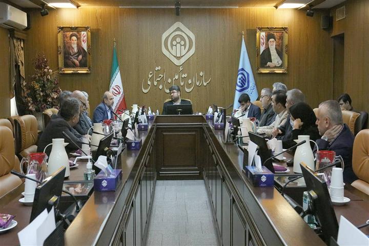 مدیرعامل سازمان تأمین‌اجتماعی:تزریق ۸ هزار میلیارد ریال به کارخانه‌های داروسازی زیرمجموعه در ماه‌های گذشته