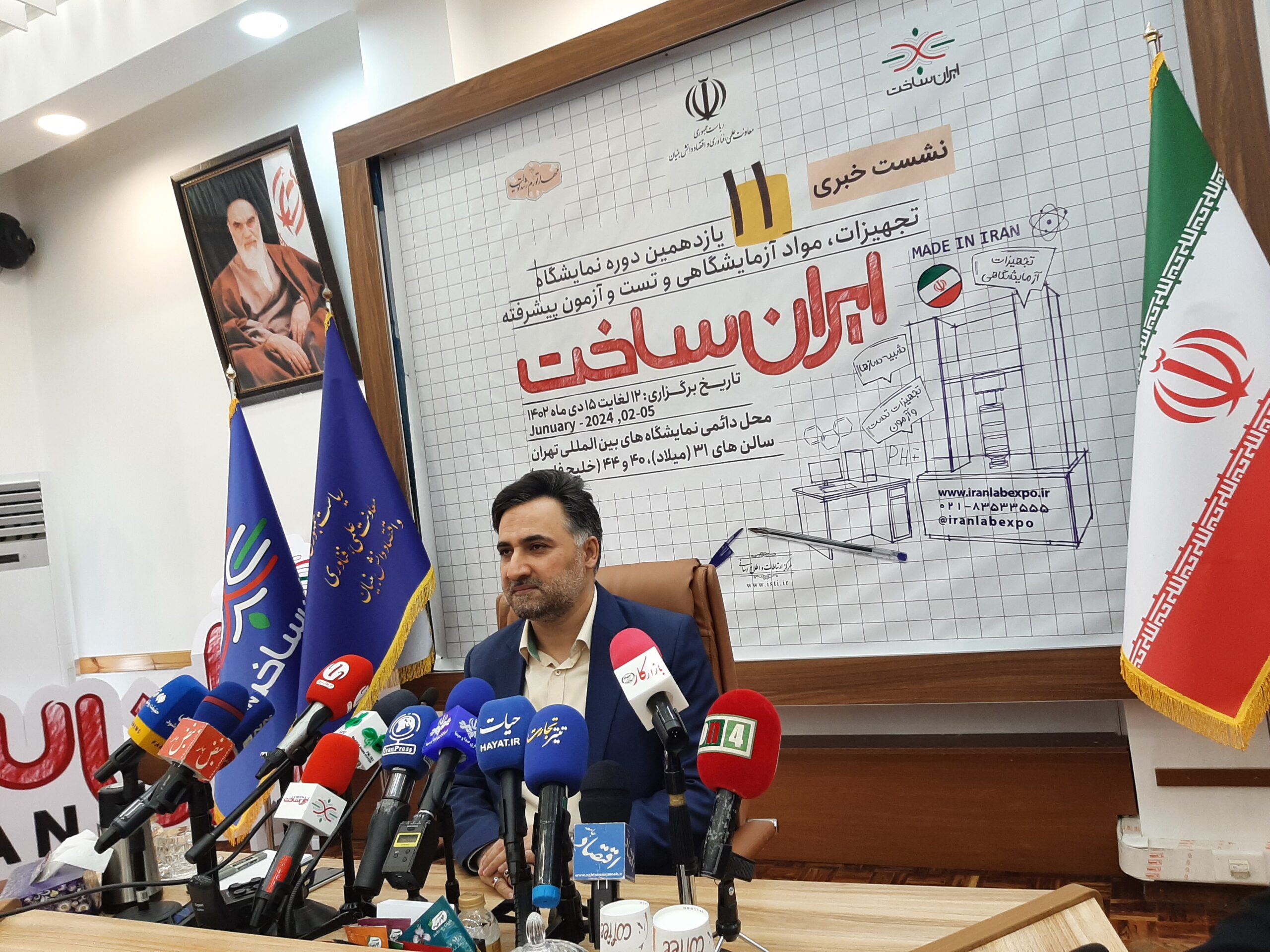فیروز  آبادی تاکید کرد : سیاست‌های جدی ما تبدبل رویداد بزرگ فناوری به بازار شرکت‌های دانش بنیان برای کشورهای همکار با ایران