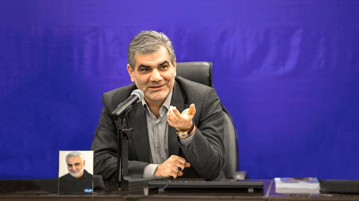 غلامرضا فتحعلی : در همایش سالانه مهندسی و پشتیبانی: نهادینه شدن تفکر کسب‌وکاری در بین کارکنان، متضمن اجرای موفق طرح راهبردی کسب‌وکار بانک سینا است