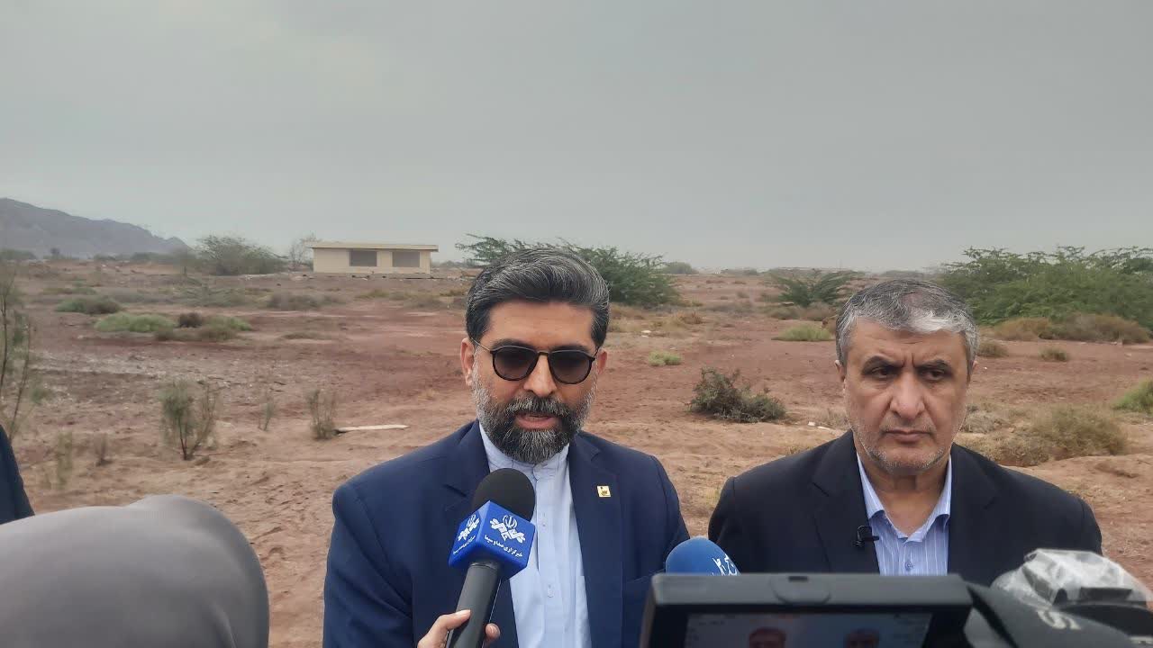 در بازدید معاون رئیس جمهور و معاون وزیر صمت از اراضی غرب هرمزگان عنوان شد: الحاق ۵۴۸ هکتار زمین به شهرک صنعتی خلیج فارس