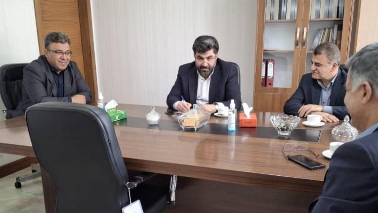 معاونان‌مدیرعامل درامورفناوری اطلاعات ‌وارتباطات و امور منابع‌انسانی در بازدیداز شرکت‌ تاکید کردند؛  ایجاد زیرساخت لازم برای اطلاع رسانی و شفافیت در عملکرد شرکت تامین آتیه