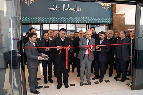 مدیر عامل بانک ملی ایران: طراحی و تولید خلاقانه خدمات و محصولات بانک بر اساس نیاز مشتریان