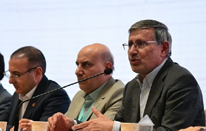 عضو هیأت عامل صندوق توسعه ملی خبر داد: آمادگی صندوق توسعه ملی برای تخصیص دو میلیارد دلار اعتبار به پروژه های آفریقایی