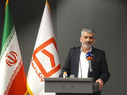 معاون مدیرعامل بانک مسکن در امور شعب و بازاریابی تاکید کرد: لزوم هدایت منابع تسهیلات نهضت ملی به چرخه بانک مسکن با رویکرد بازاریابی زنجیره ای