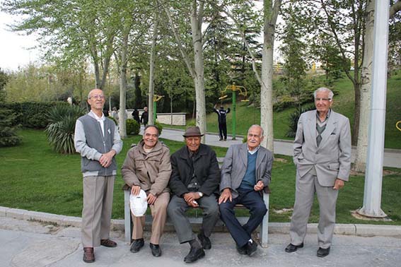 زودتر از زمان‌بندی مقرر؛ آغاز پرداخت حقوق خردادماه بازنشستگان و مستمری‌بگیران تأمین اجتماعی