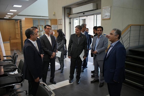 مدیر عامل بانک صنعت و معدن عنوان کرد: چابك سازی شعب بانك صنعت و معدن برای رفع مشكلات واحدهای تولیدی